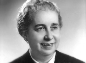 Ελένη Σκούρα (1896 – 1991)